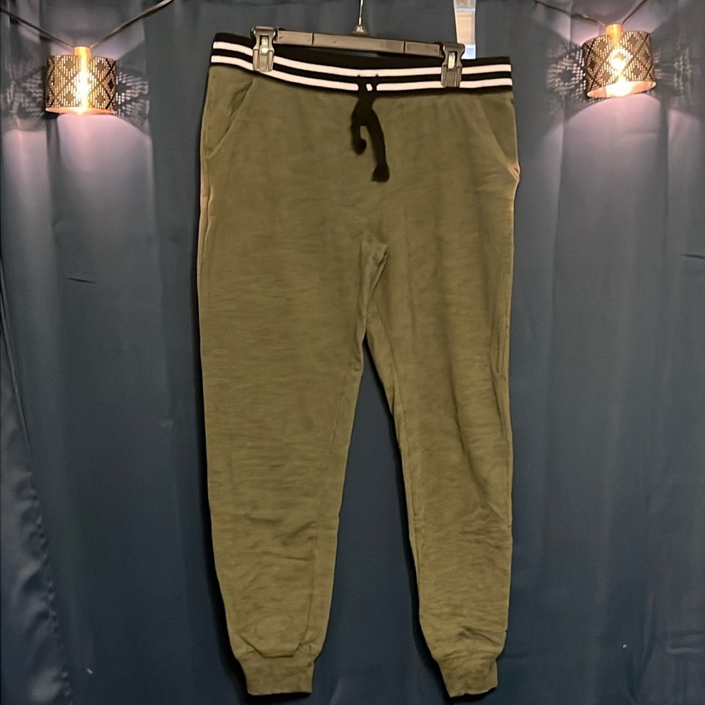 Teens/Juniors Green Joggers